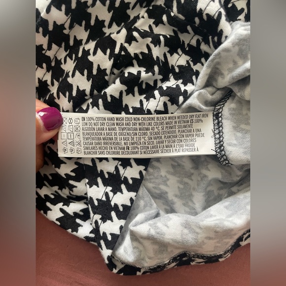 Forever 21 Romper - Picture 4 of 9